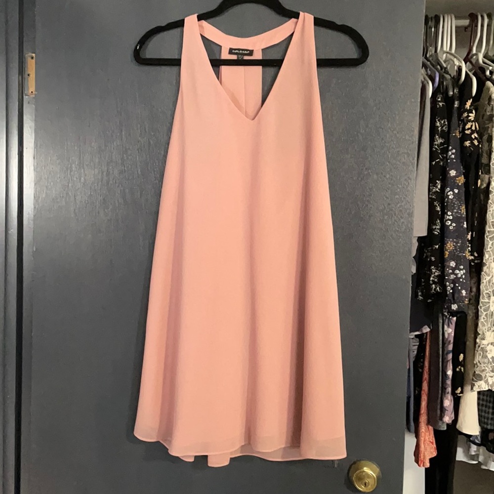 Women’s dress